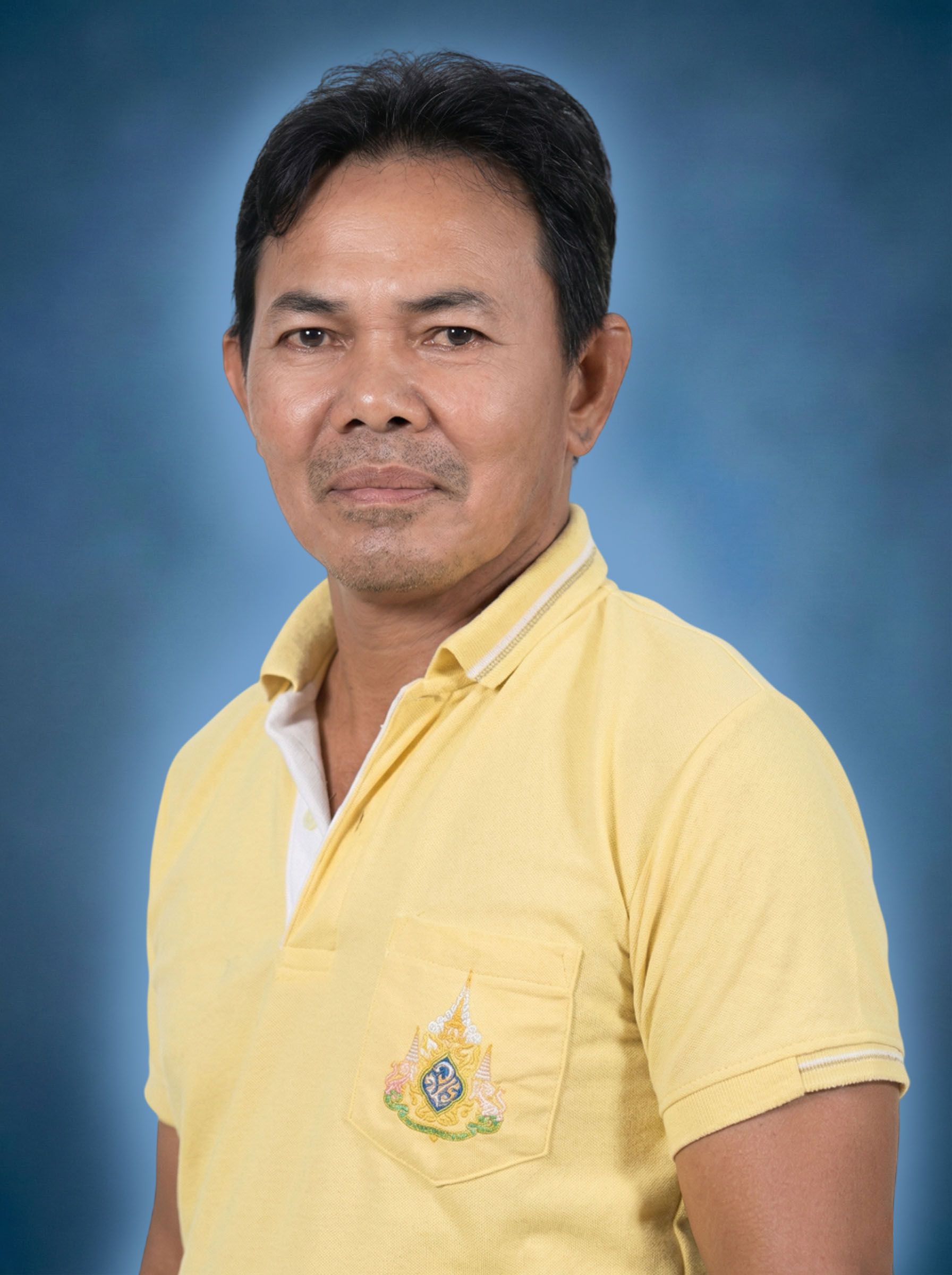 นายสมัย ปั้นห้าว