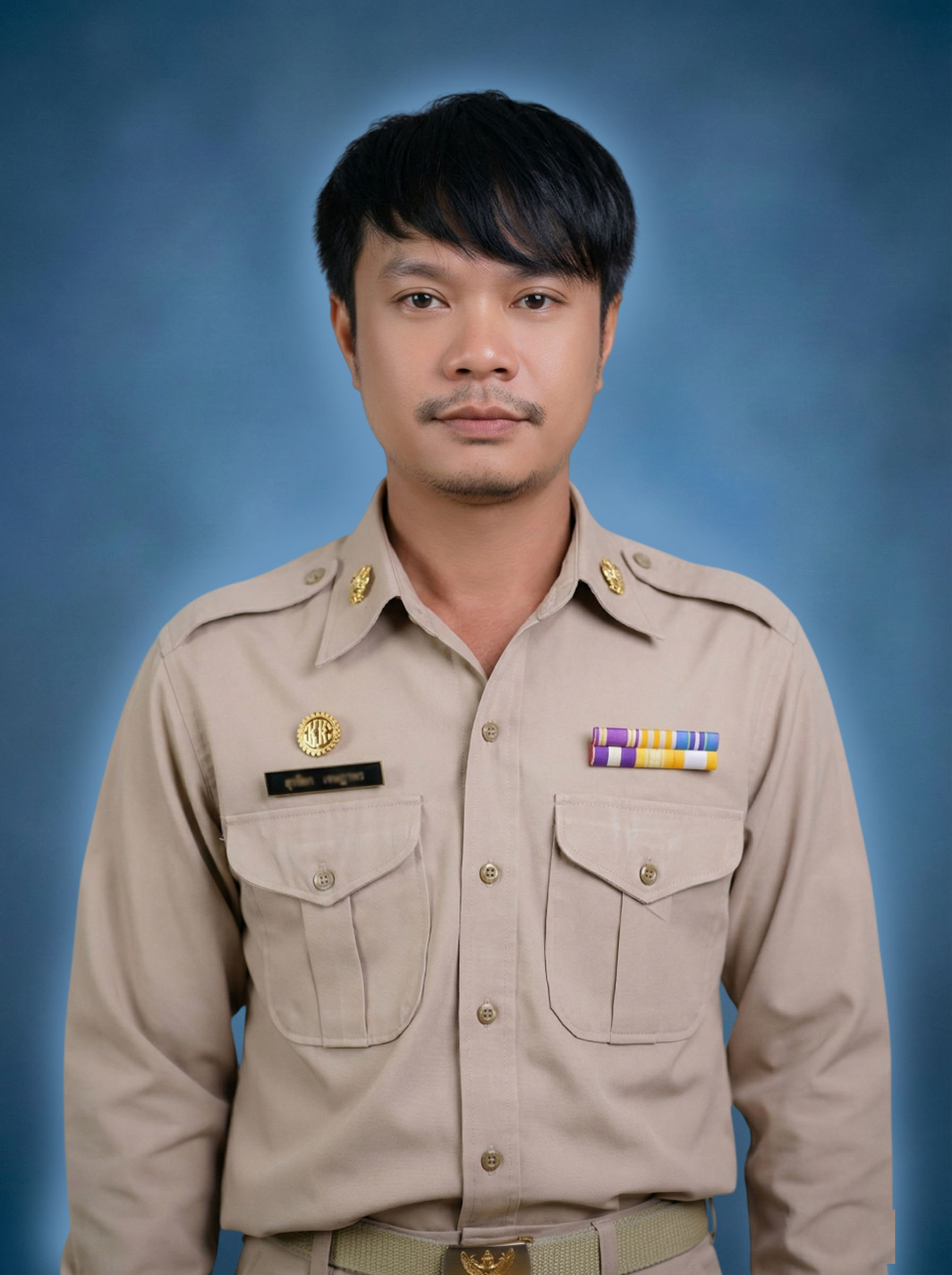 นายอเนก มนทา